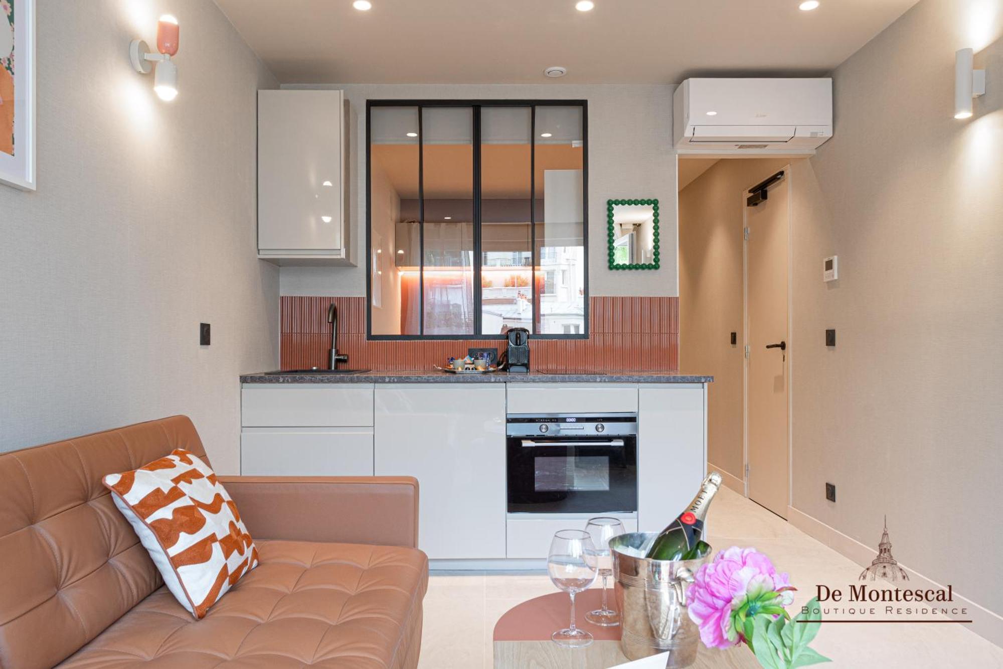 De Montescal Montparnasse Ac Appartment In A Prime Location 22 -36M2 باريس المظهر الخارجي الصورة