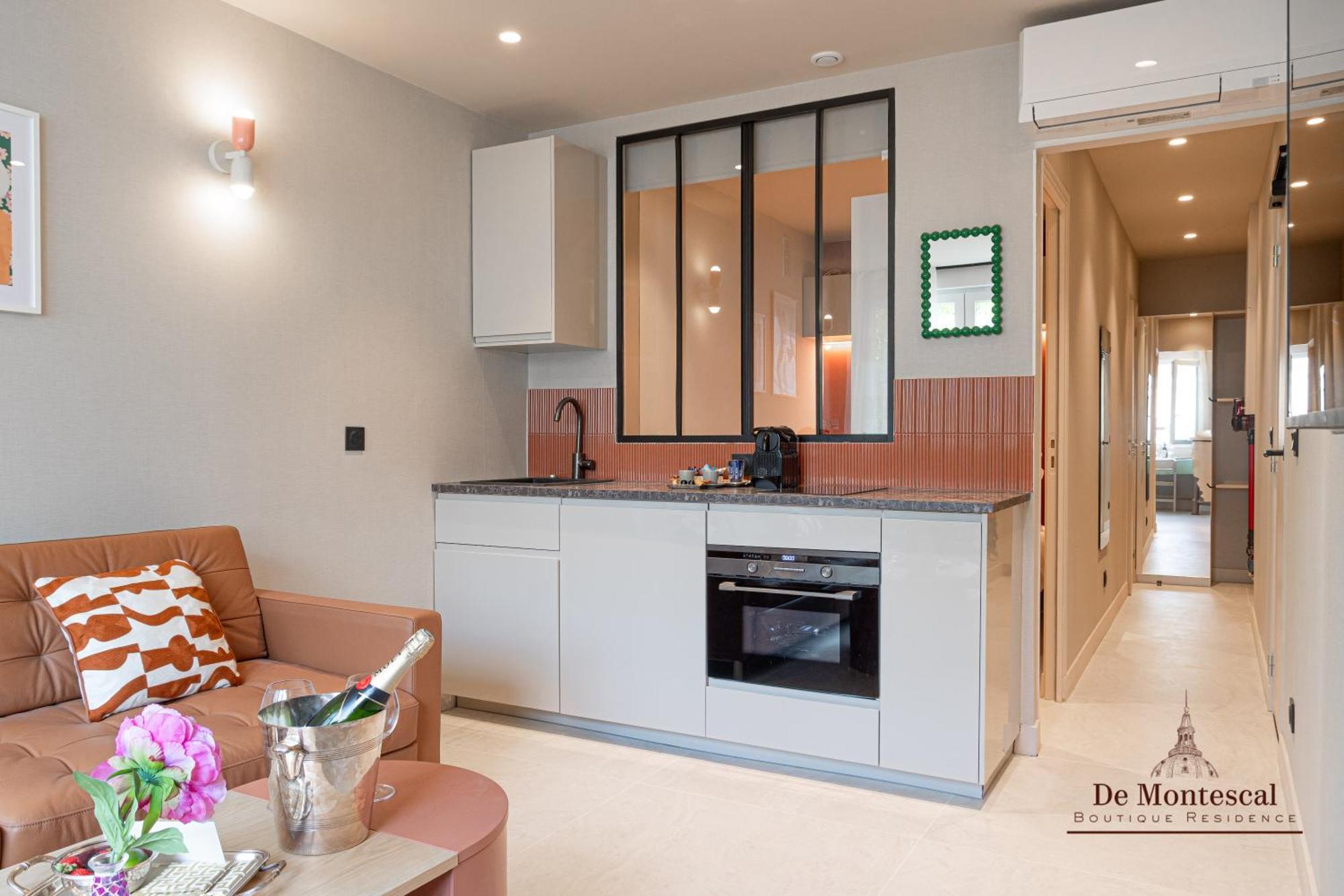 De Montescal Montparnasse Ac Appartment In A Prime Location 22 -36M2 باريس المظهر الخارجي الصورة