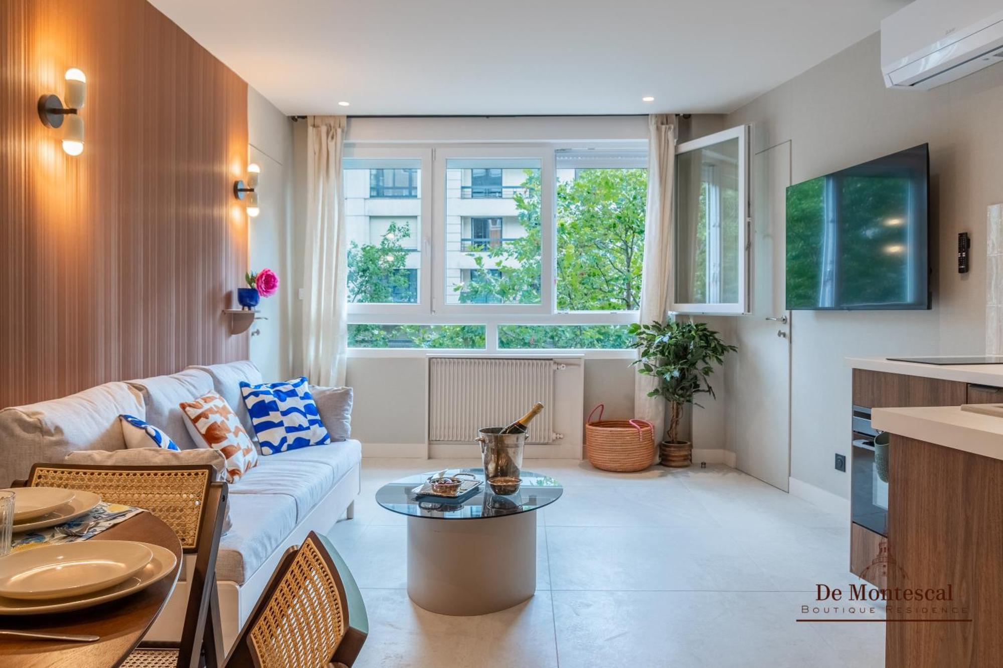 De Montescal Montparnasse Ac Appartment In A Prime Location 22 -36M2 باريس المظهر الخارجي الصورة